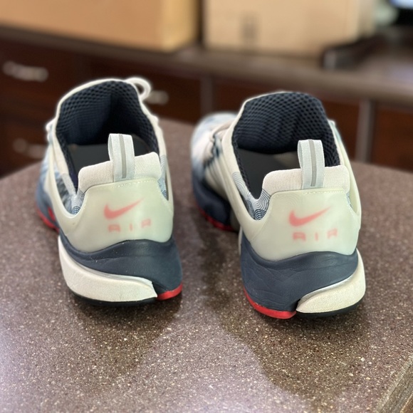 Nike Air Presto Olympic Edition, Men’s size 10 - Picture 3 of 5